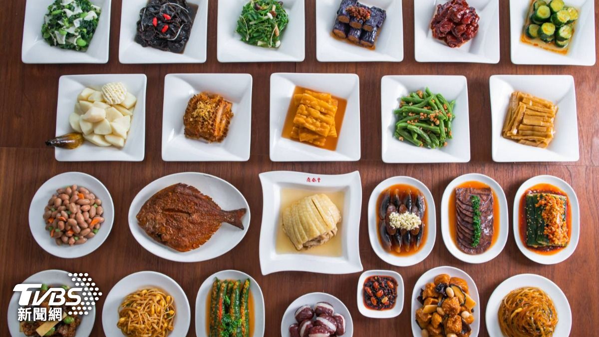 鼎泰豐食品模型由郭志忠老師製作。（圖／郭志忠授權提供）