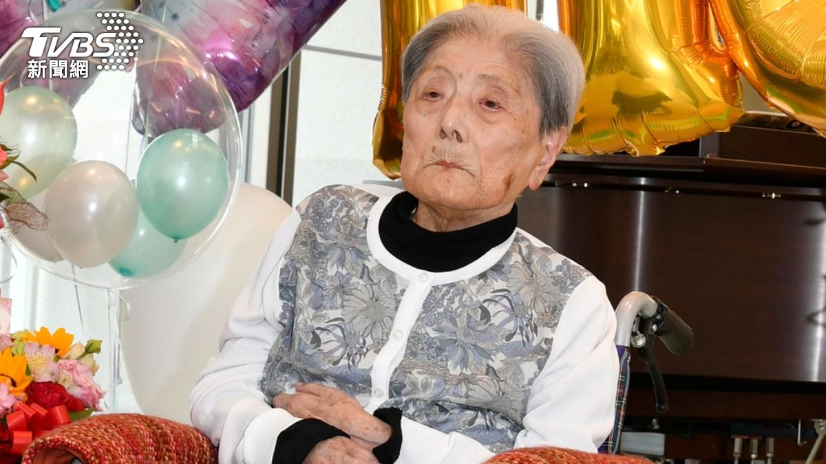 116歲的日本奶奶糸岡富子。(圖／達志影像美聯社)