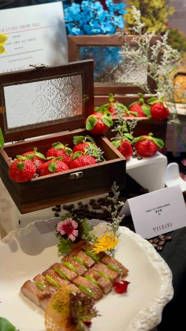 台灣創意料理風靡星國,更創造滿滿話題。(圖/饑餓小唐提供)