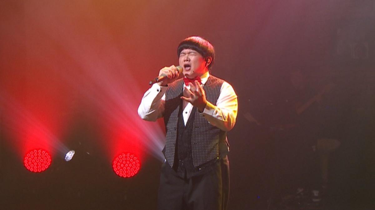 小胖曾被日媒形容是「117公斤的歌天使」。（圖／年代提供）