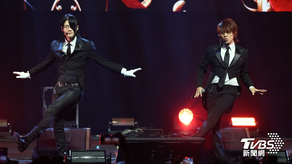 雖然〈晚安大小姐〉一開始出包，但兩人再度帥氣出場。（圖／張哲鳴攝）