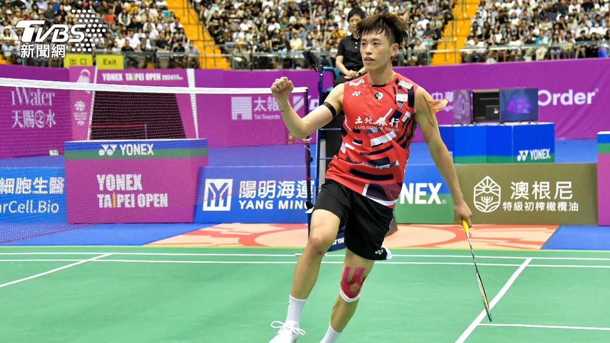 台北羽賽/史上第三人!「左手重砲」林俊易拍下戚又仁奪冠│TVBS新聞網
