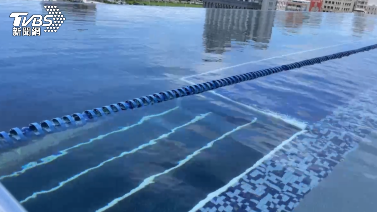 男童於飯店內的泳池不慎溺水，經搶救後仍不治。（圖／TVBS）