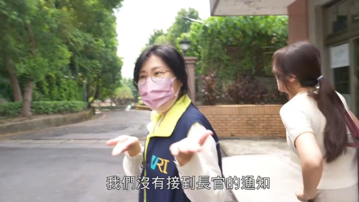 李惠仁問被阻原因,農業部人員稱「沒接到長官通知」,追問長官是誰也「不曉得」。(圖/李惠仁提供)