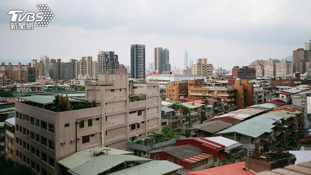 新北市三重區一預售案近期傳出開價每坪百萬元。（示意圖／shutterstock達志影像）