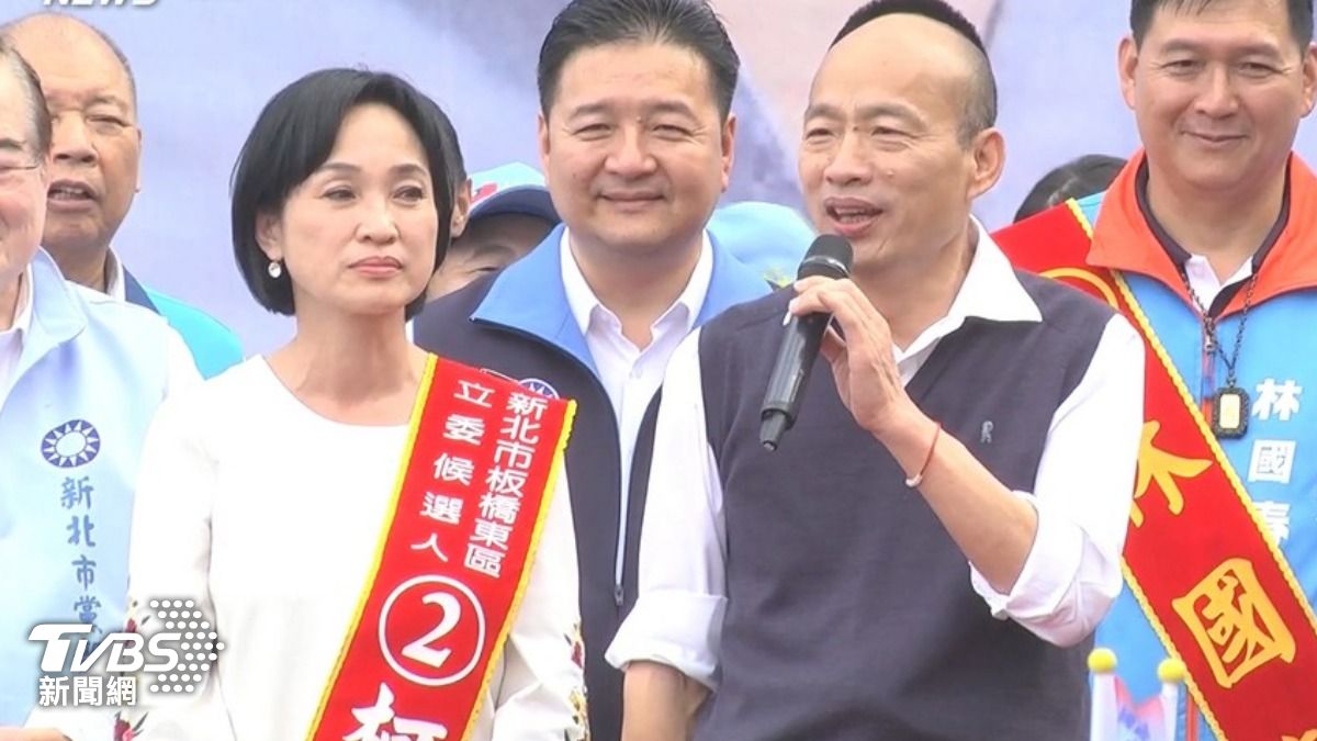 國民黨立委柯志恩與時任總統候選人韓國瑜。（圖／TVBS資料畫面）