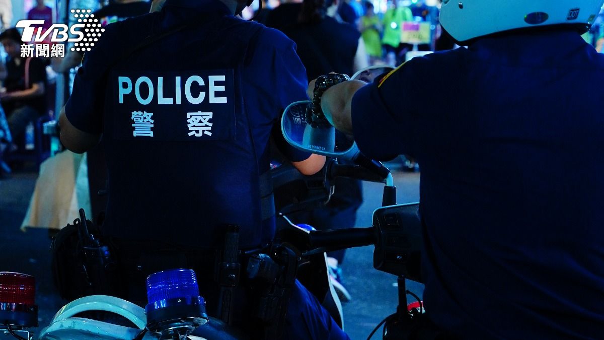 澎湖馬公市文光國小附近驚見「民眾陳屍車內」。（示意圖／Shutterstock達志影像）