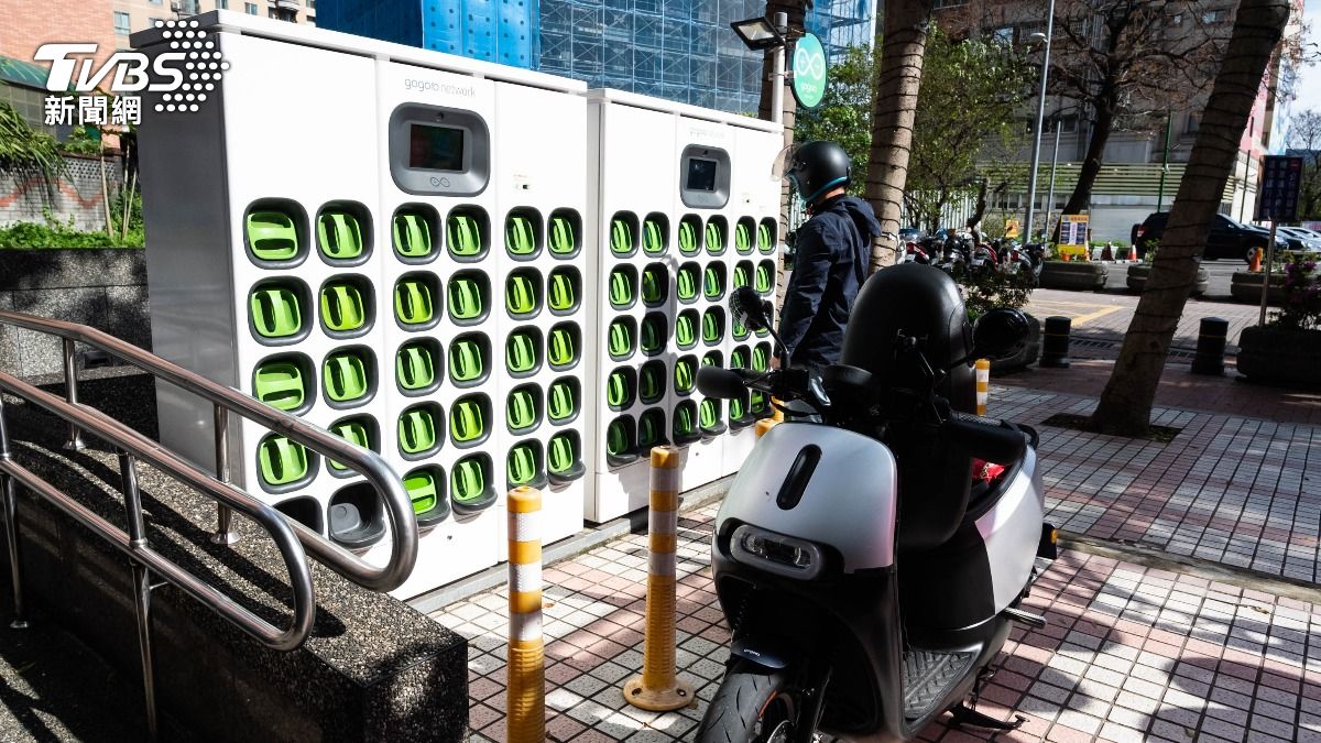 台灣電動機車銷售雪崩式下滑。（示意圖／shutterstock達志影像）