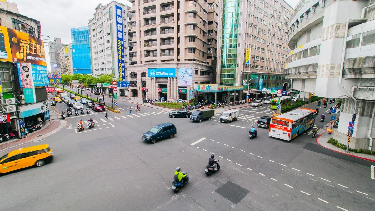 全台住宅交易最熱路段，以新北市中和區的景平路交易量266件奪得榜首。（圖／永慶房產提供）