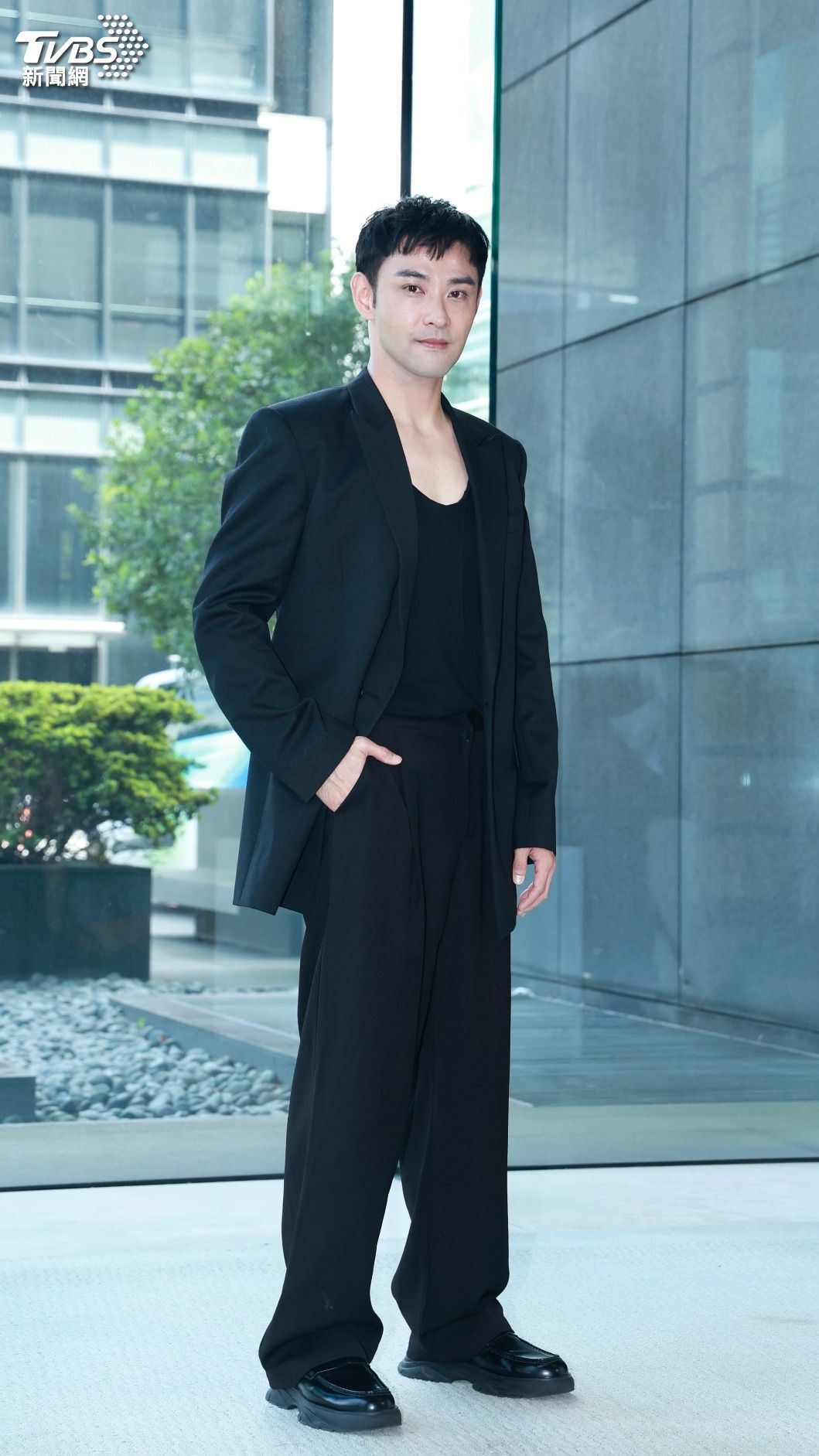 潘柏希前陣子都在唸司律相關的書，還去參加國考。（圖／黃城碩攝）