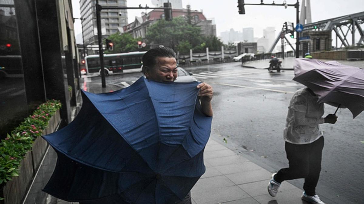 颱風「葡萄桑」二次登陸上海，帶來驚人雨量。（圖／翻攝自 X @globaltimesnews）