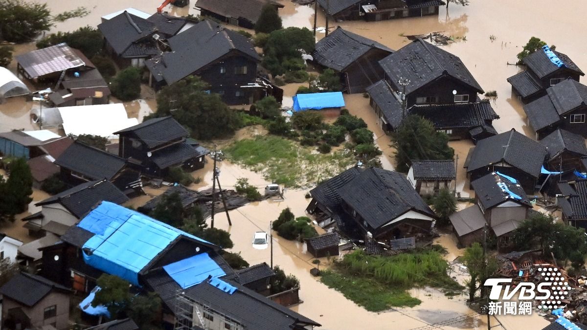 日本石川縣降下破紀錄大雨。（圖／達志影像美聯社） 