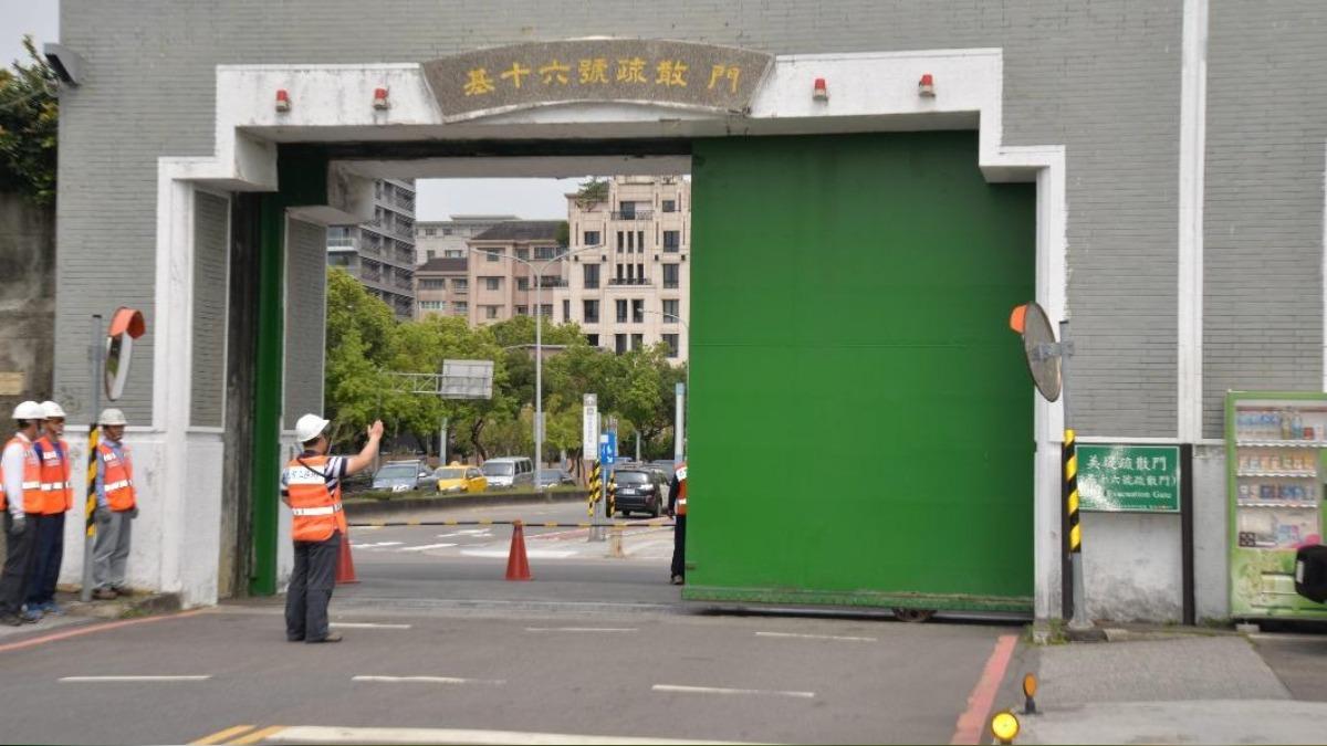 Taipei reopens some evacuation gates after heavy rainfall (Courtesy of HEO) Taipei reopens some evacuation gates after heavy rainfall