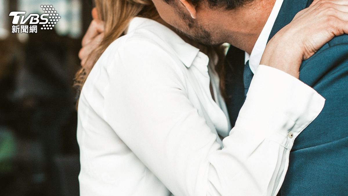 新北一名人妻透過外送平台抓包丈夫偷吃。（示意圖／Shutterstock達志影像）