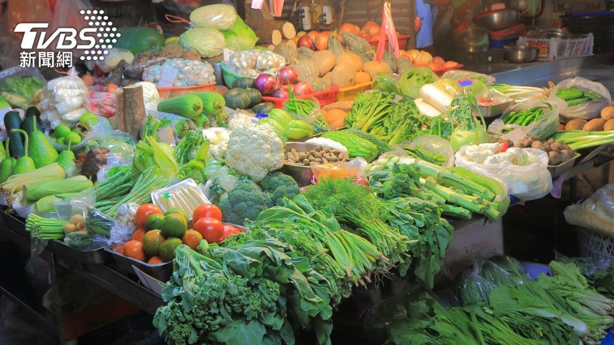 Typhoon Krathon drives vegetable prices to record high (TVBS News) Typhoon Krathon drives vegetable prices to record high