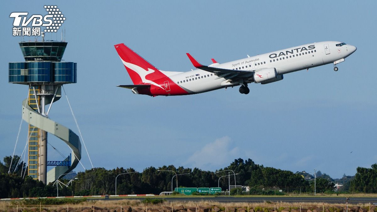 澳洲航空一架從雪梨前往紐西蘭的737客機，日前機艙突然傳出「不知名異味」。（示意圖／達志影像美聯社）