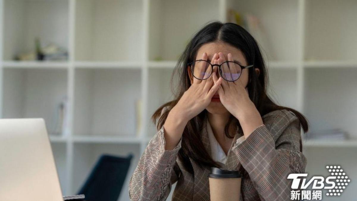 有名女網友嘆自己被男友家長批沒出息。（示意圖／shutterstock達志影像）