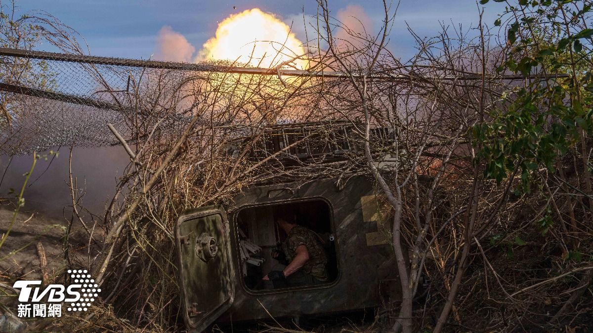 外媒報導聲稱，有6名北韓軍官前往參觀俄軍基地，卻遭基輔空襲炸死。（圖／達志影像美聯社）