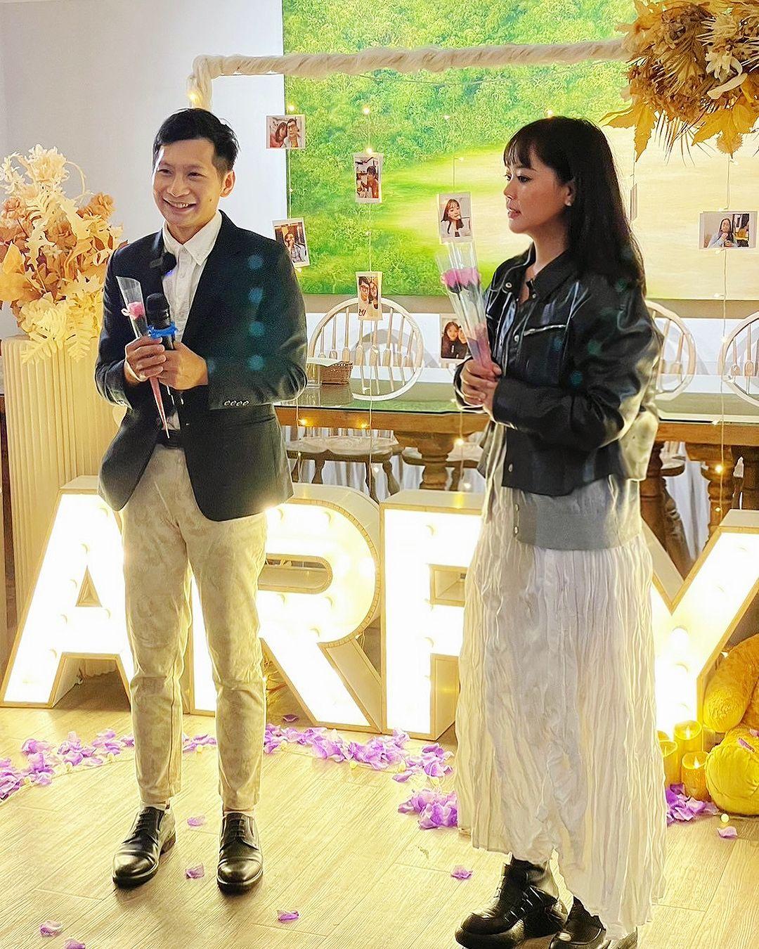 逸祥求婚成功。（圖／翻攝自IG ＠yixiang2474）