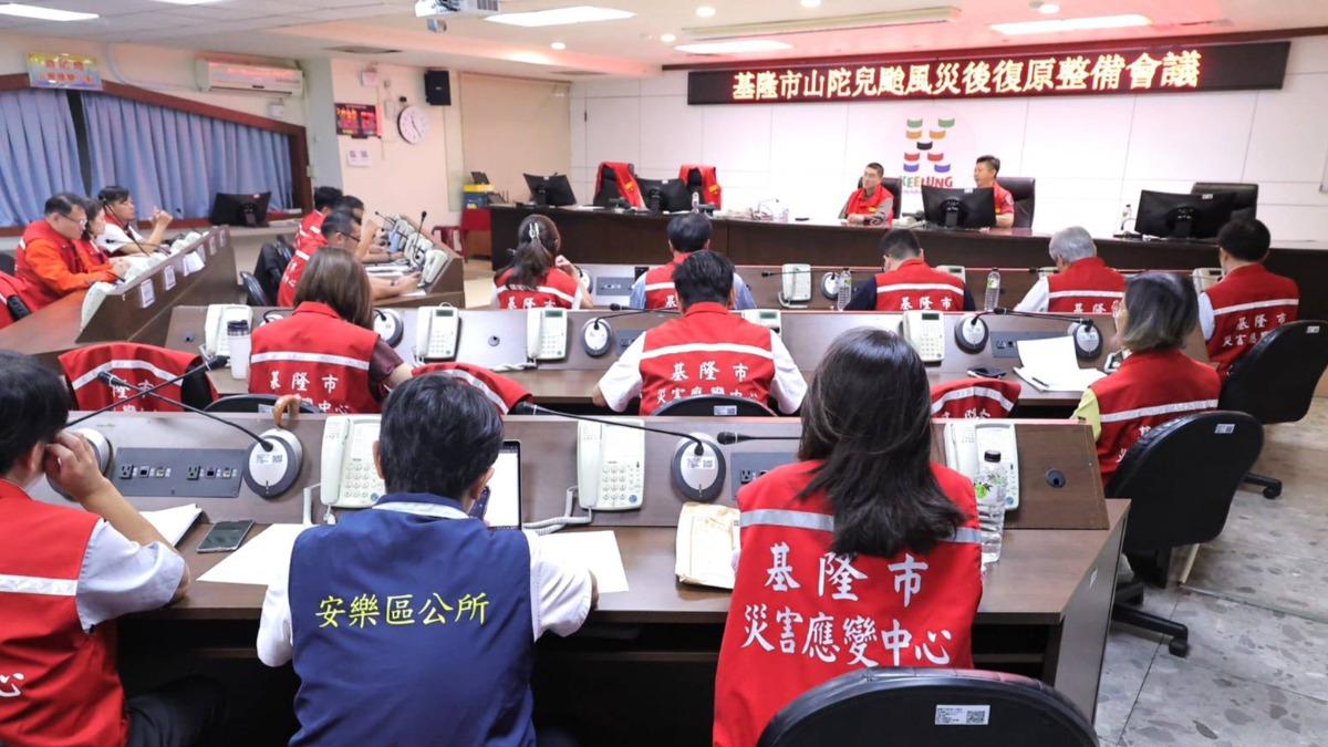 Keelung mayor unveils new disaster relief standards (Keelung City Gov’t) Keelung mayor unveils new disaster relief standards