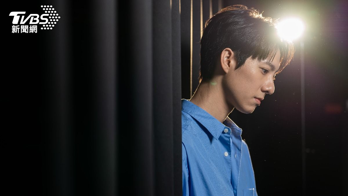 彭千祐想起已逝母親差點噴淚。(圖/TVBS提供)