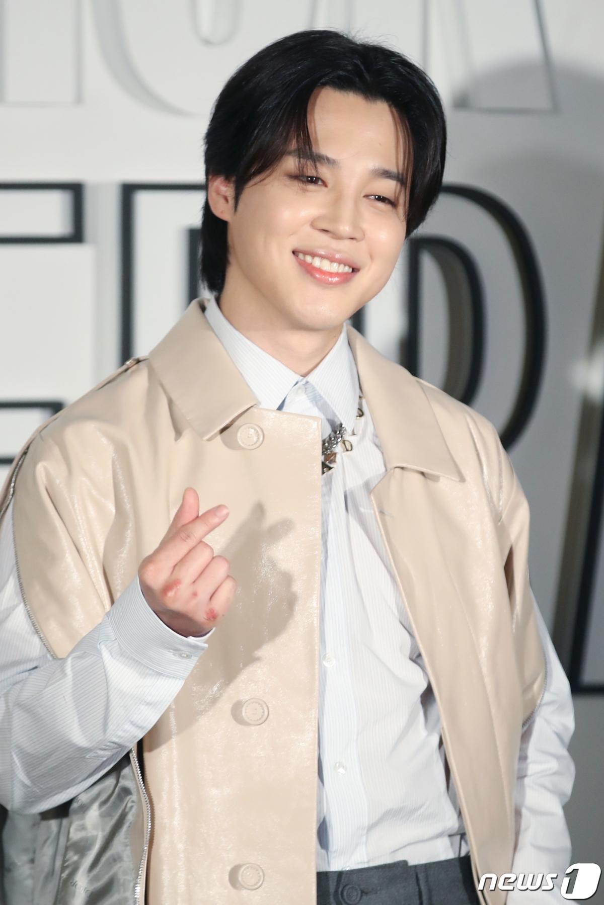 李陳鎬向BTS成員Jimin借了韓幣1億元。（圖／news1提供）