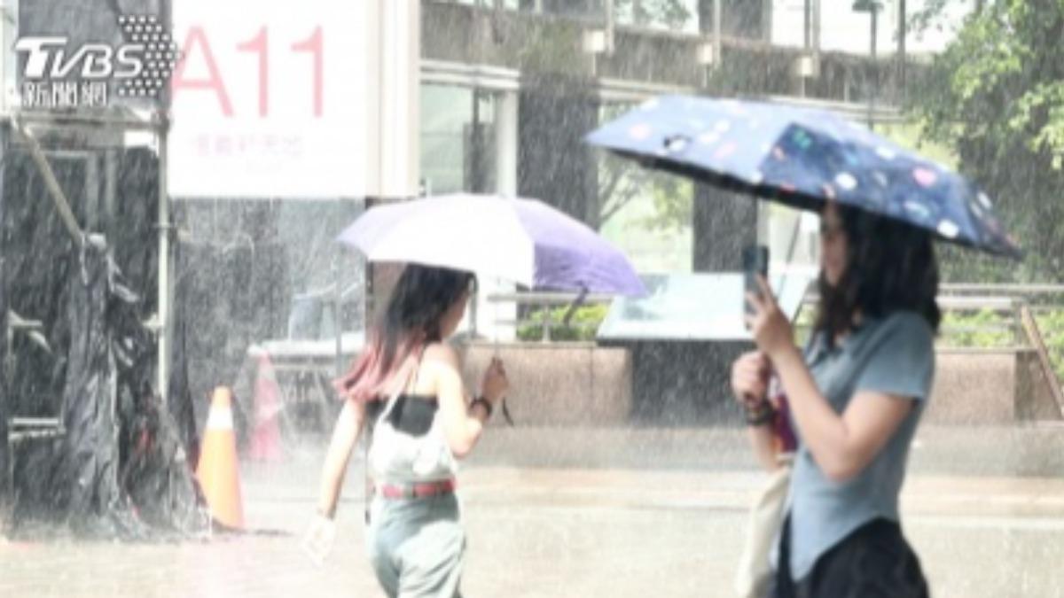 Heavy rain advisory issued in Taiwan (TVBS News) Heavy rain advisory issued for Taiwan’s central regions