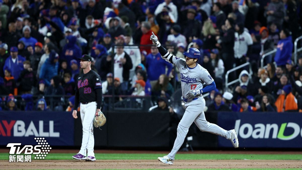 日本人關注大谷翔平及達比修等旅美選手表現，MLB季後賽轉播收視創新高。（圖／達志影像路透社）