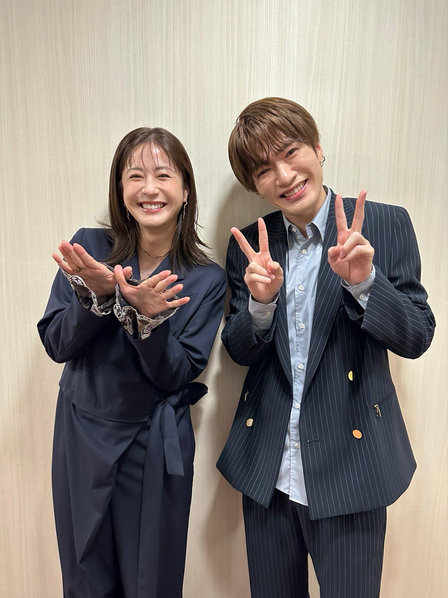 深澤辰哉(右)飾演松本若菜的青梅竹馬。(圖/翻攝自官方推特)