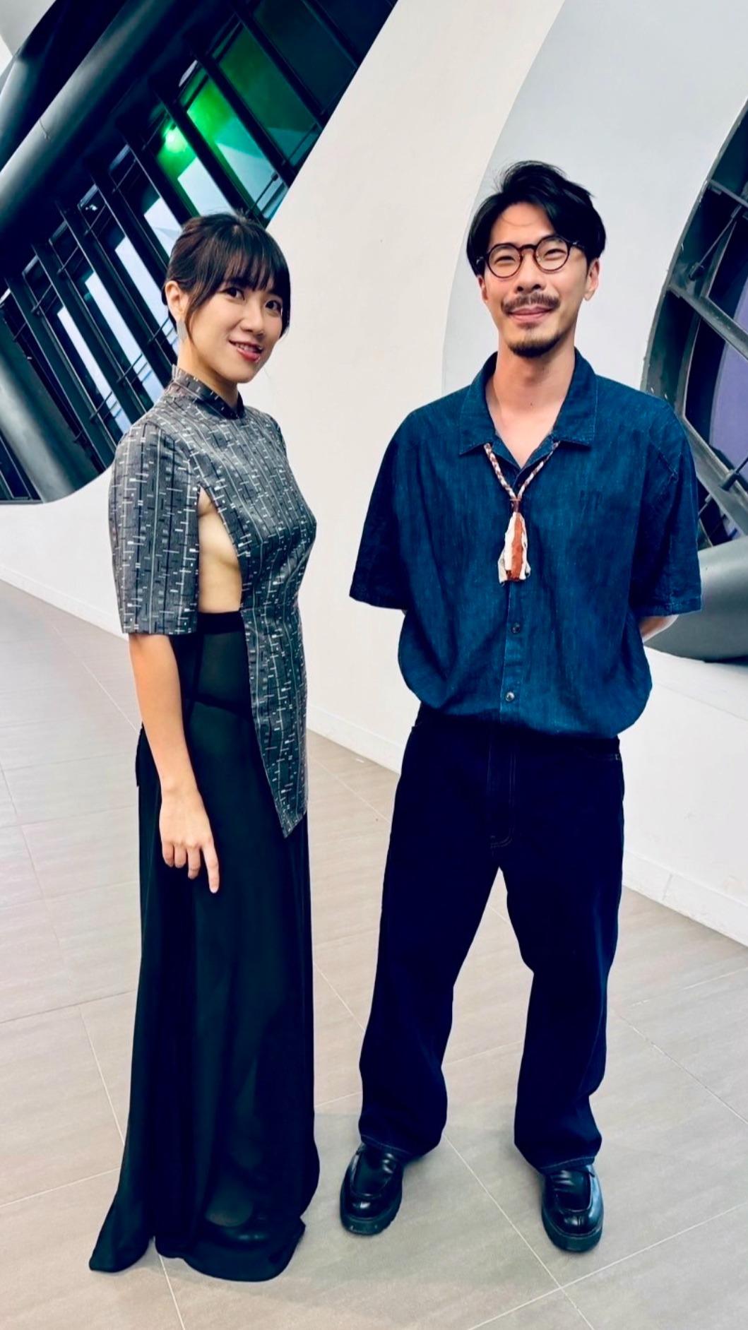 厭世姬（左）很感謝好友鍾佳播大力幫忙。（圖／厭世姬提供）