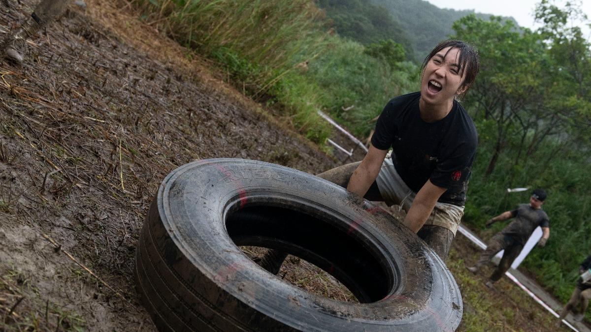 梁舒涵挑戰「斯巴達三色週末」。（圖／寬寬整合行銷提供）