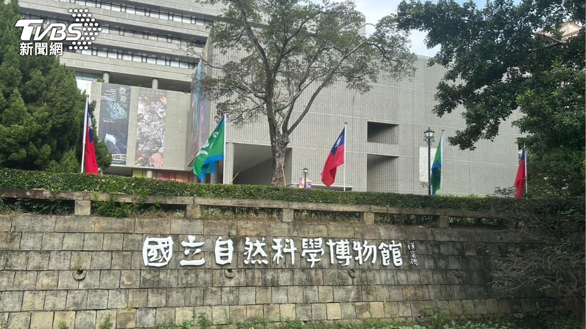 台中市北區知名的國立自然科學博物館內，今（25）日下午發生一起死亡悲劇。（圖／林冠丞攝）