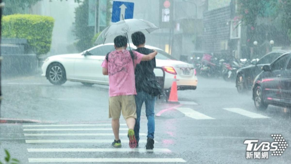 Northeast monsoon to bring heavy rain to northern Taiwan (TVBS News) Northeast monsoon to bring heavy rain to northern Taiwan