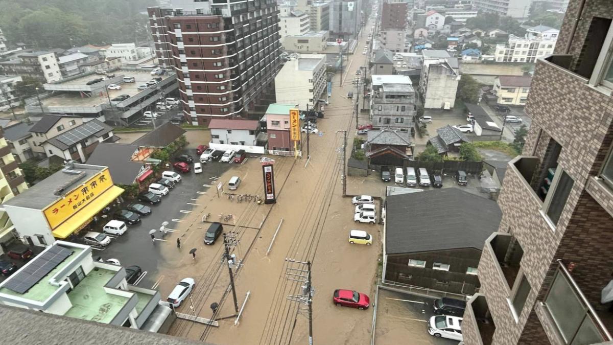 日本多地暴雨，引發淹水。（圖／翻攝自Ｘ＠lynn_minmay）