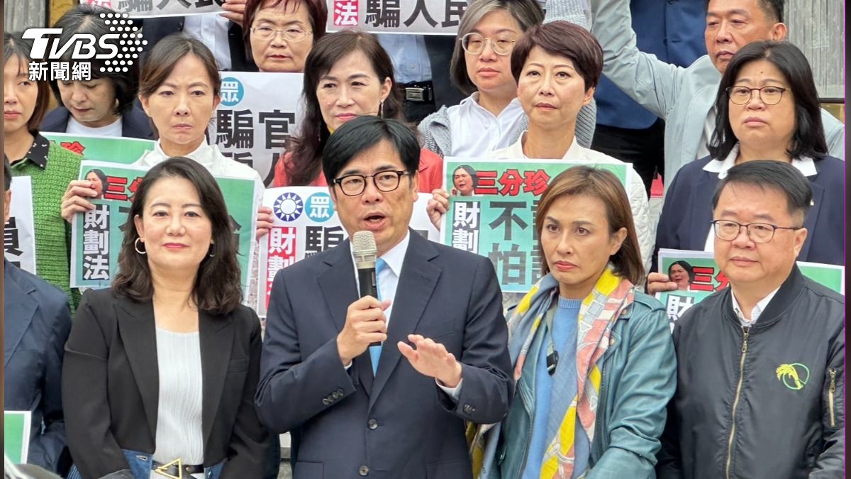 高雄市長陳其邁特地北上前往財委會列席《財劃法》審議，卻沒機會說話。（圖／潘袁詩羽攝）