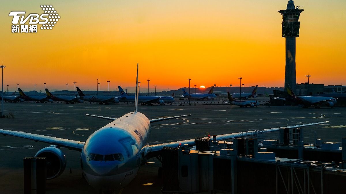 北韓連2日GPS干擾攻擊，影響船隻客機運行。（示意圖／shutterstock達志影像）