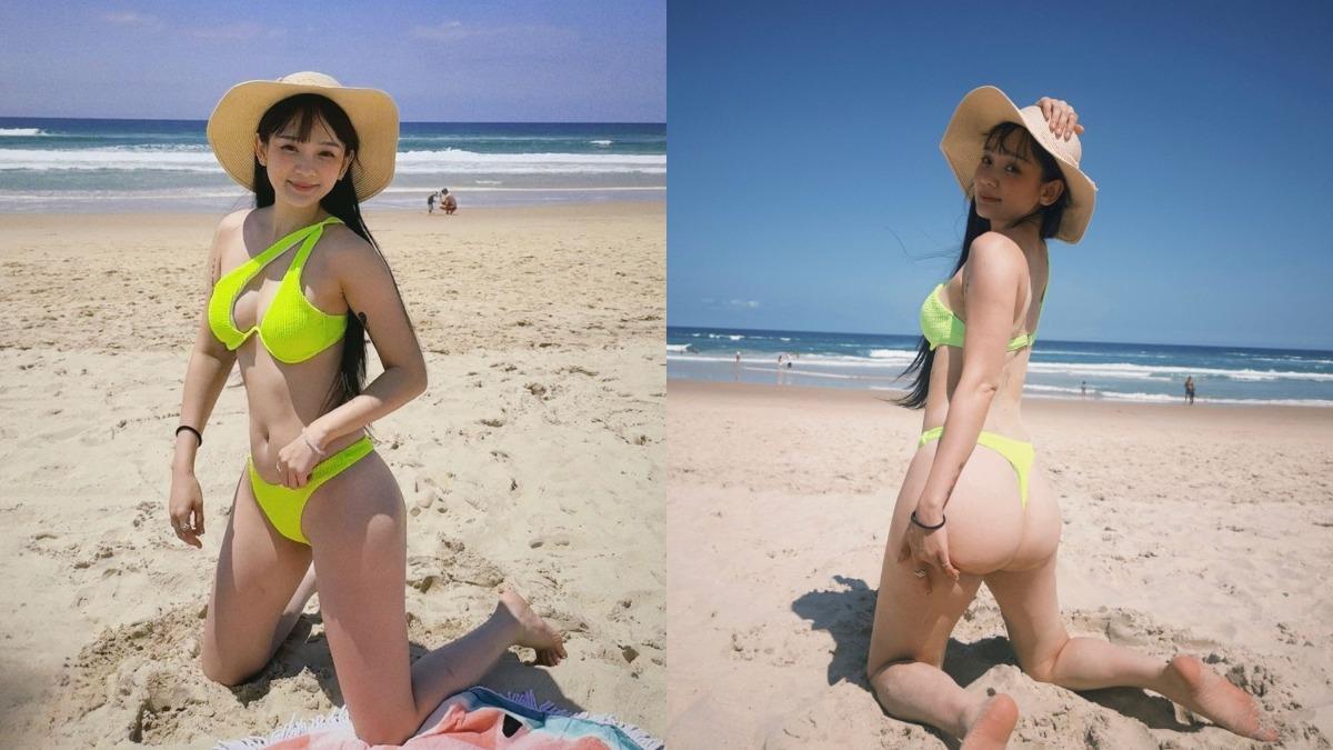 洗菜跪在澳洲黃金海岸邊擺拍，好身材在陽光充足的沙灘上一覽無遺。（圖／翻攝自洗菜IG）