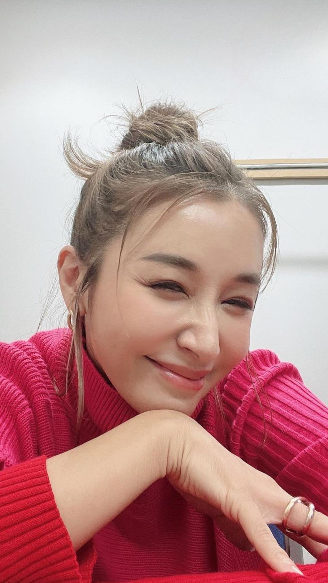 鈴木紗理奈過去常上《男女糾察隊》。（圖／翻攝自鈴木紗理奈IG）