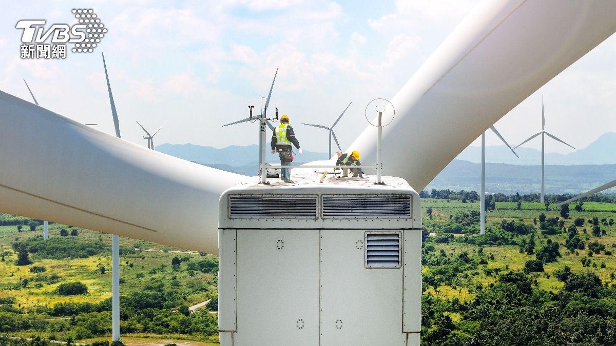 澳洲一名技師遭風力發電機葉片砸死。（示意圖／Shutterstock達志影像）