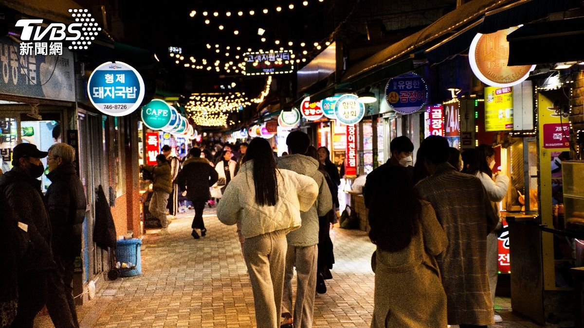 今年1月至9月間，全台共有106萬人前往韓國旅遊。（圖／達志影像Shutterstock）