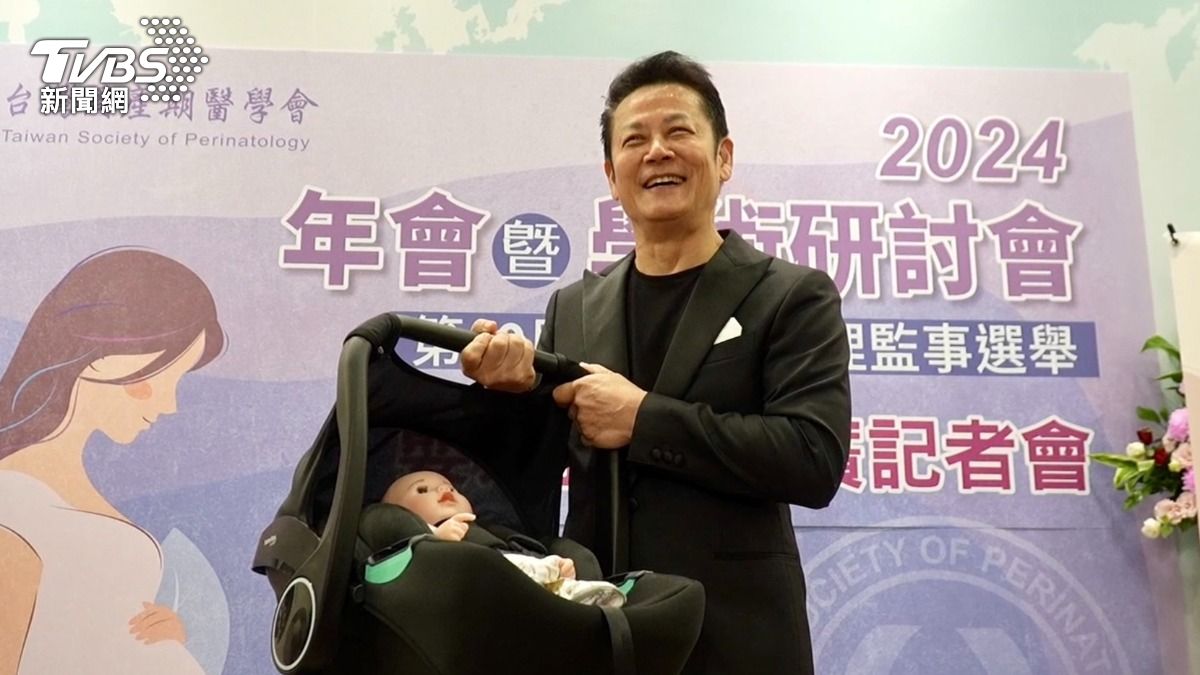 徐乃麟將在21日出國,對有沒有過年節目不在意。(圖/TVBS)