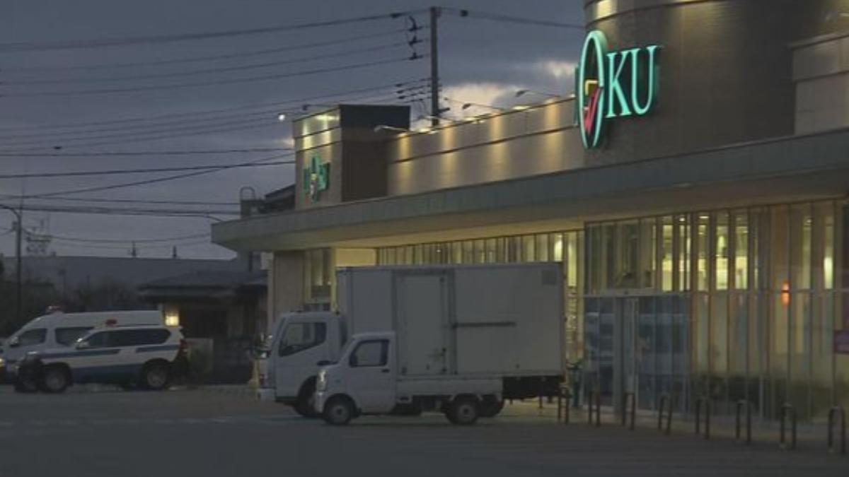 日本秋田市一家超市30日發生熊闖入的事件。（圖／翻攝自秋田放送）