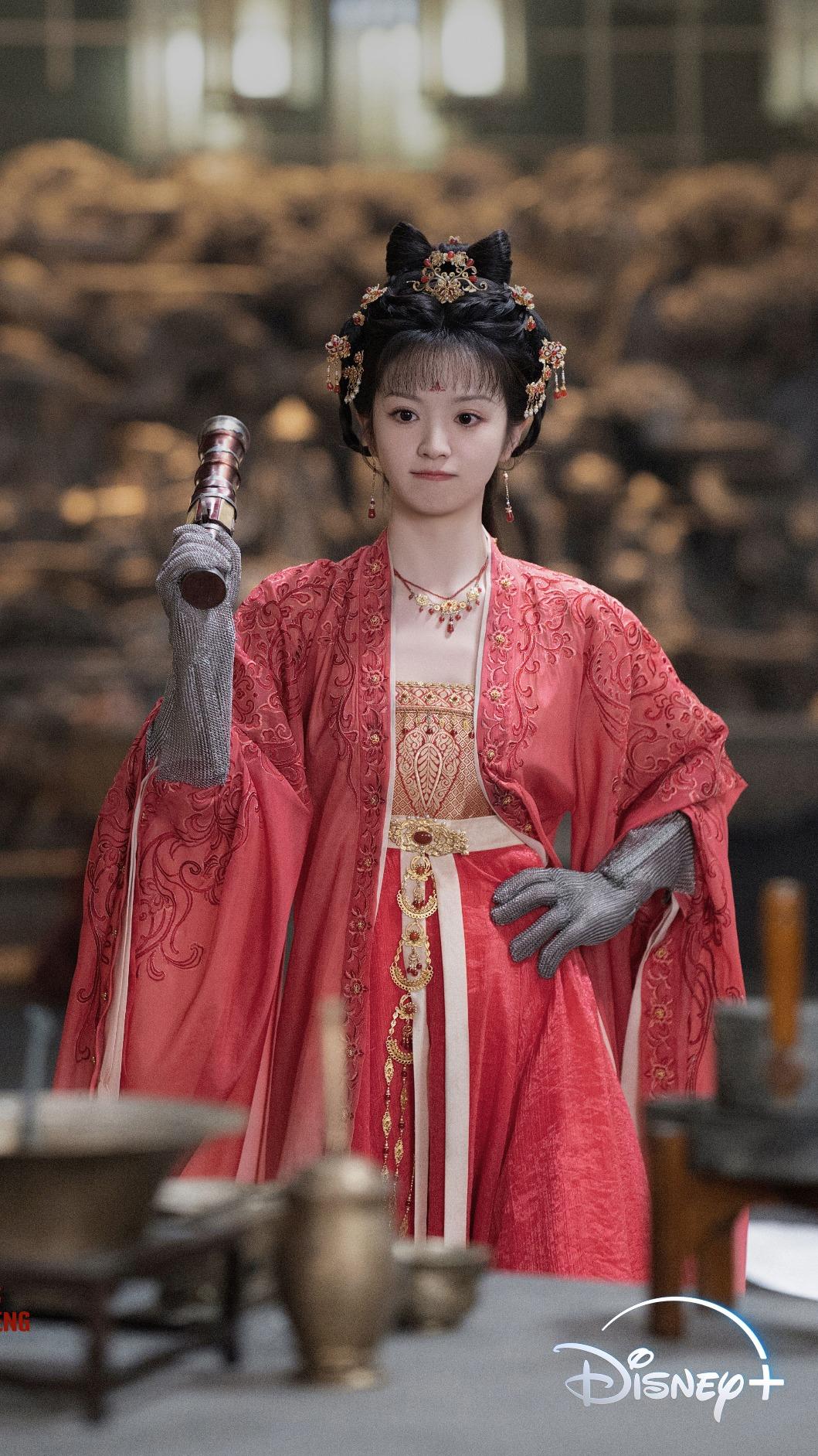 95小花田曦薇人氣超高。（圖／Disney+提供）