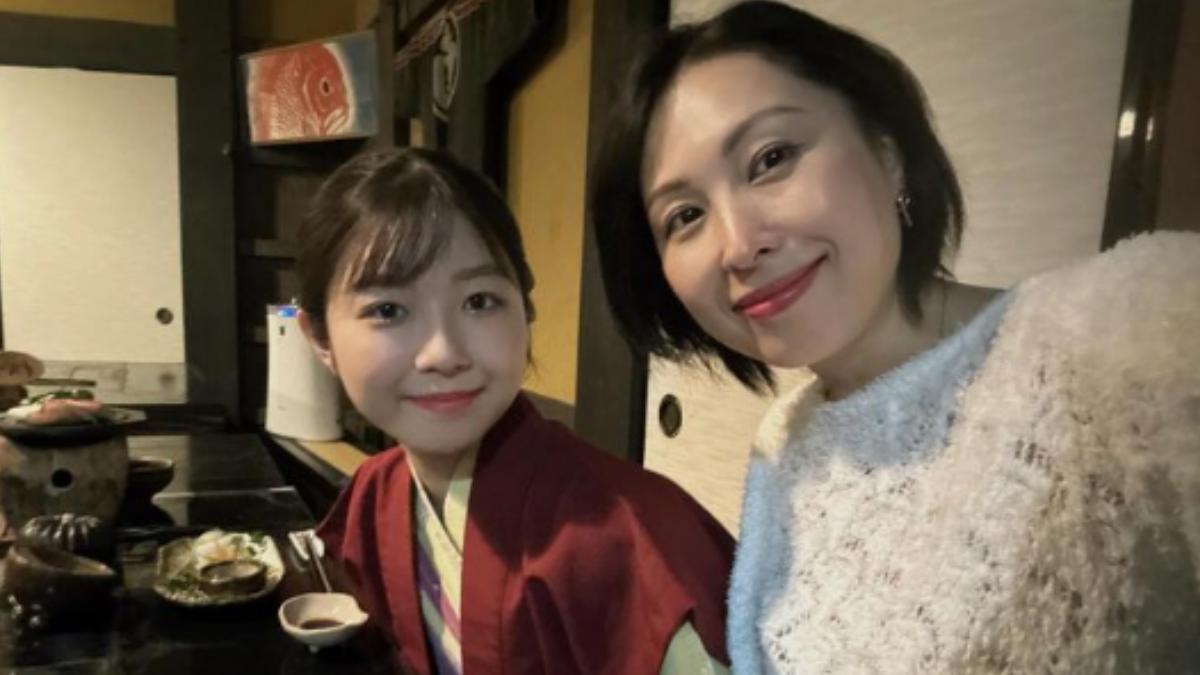 佐田茉莉子和女兒感情好，目前全力支持女兒的偶像事業。（圖／取自IG）