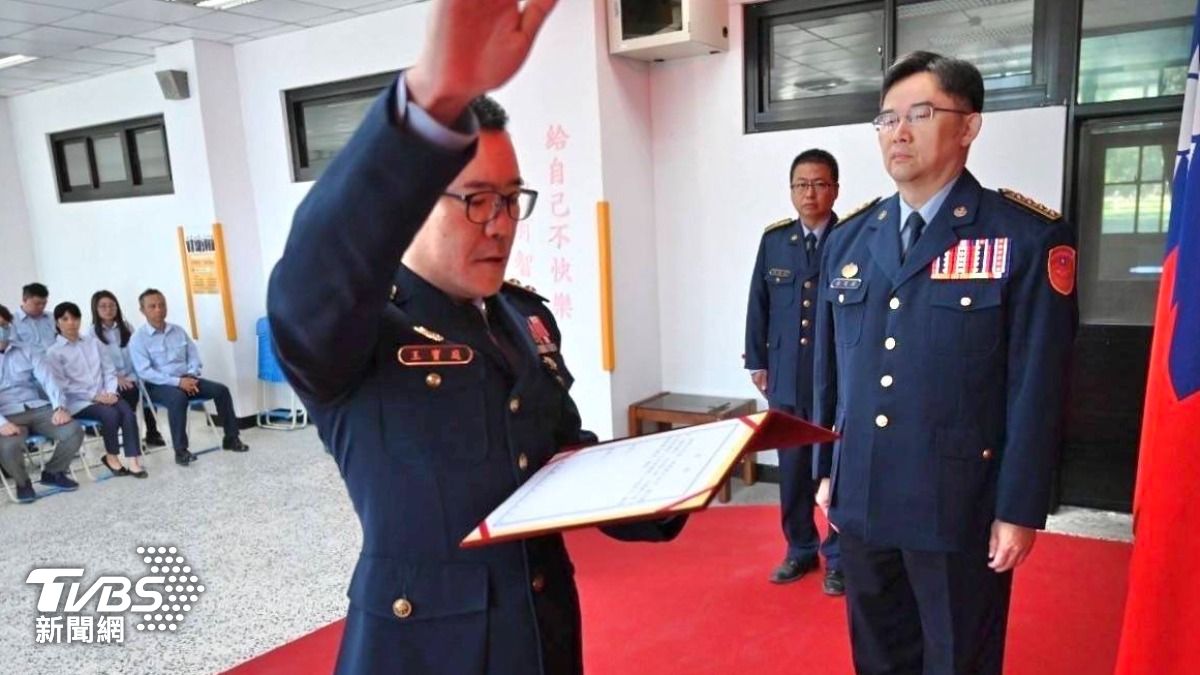 海巡署東部副分署長履新。（圖／TVBS）
