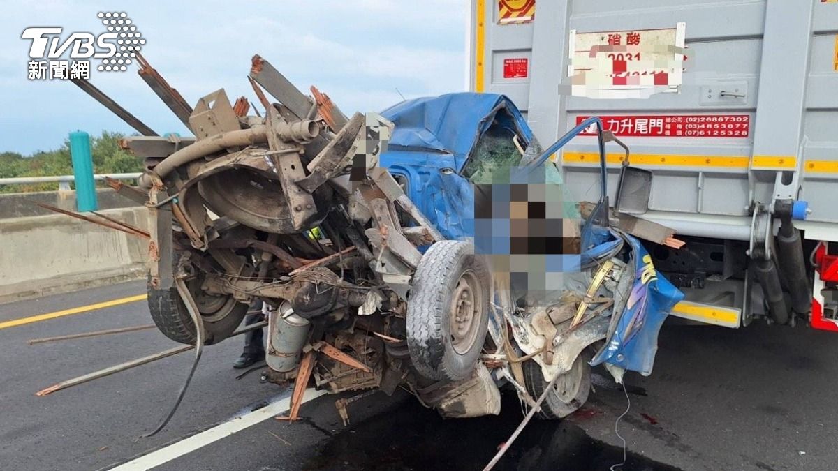 台61線3大車相撞釀1死。（圖／TVBS）
