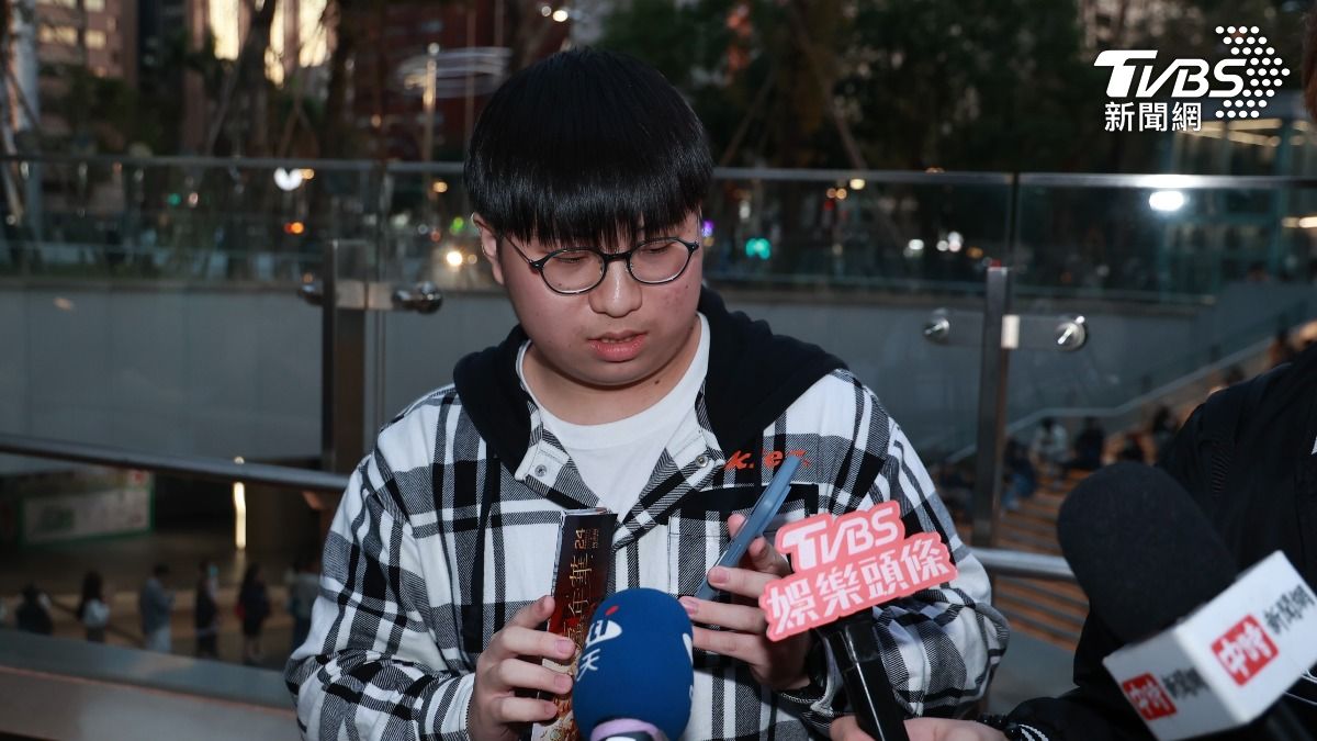 周杰倫男粉絲的票在現場直接被偷走。（圖／黃城碩攝）