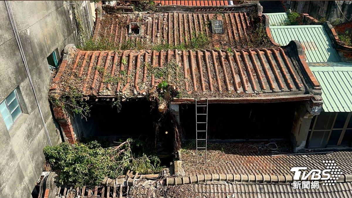 故居為鹿港鎮大有街10、12、14號的三棟相連房舍。（圖／魏鍾生授權提供）