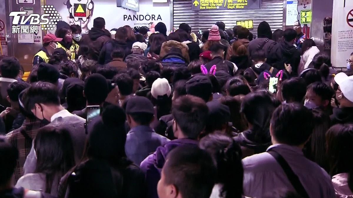 Taipei gears up for New Year’s Eve bash (TVBS News) Taipei gears up for New Year’s Eve with over 200K revelers