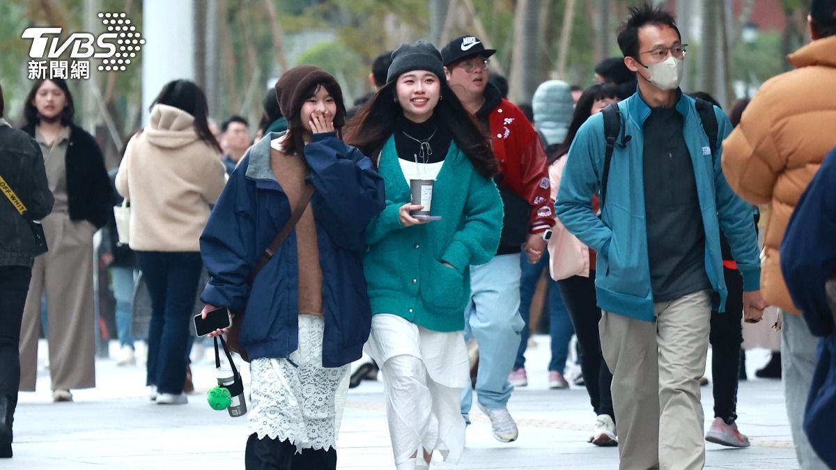 Cold air mass to hit Taiwan Thursday (TVBS News) Cold air mass to hit Taiwan, temperatures to plummet